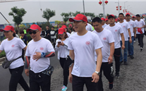 “放松心情，，，，，，，，磨砺意志，，，，，，，，超越自我” 正定公司参加徒步走活动